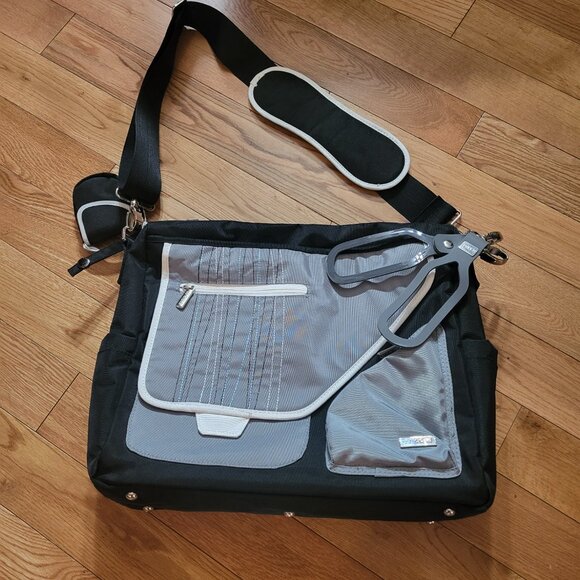 JJ Cole Diaper Bag Metra Baby Bag NWT Grey and Black - Picture 4 of 12